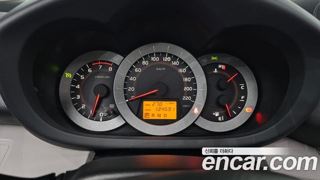 Toyota RAV4 2.5 4WD 3rd 2011 — фото 8