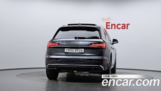 Audi Q5 (FY) 40 TDI Quattro Premium 2023 — фото 4