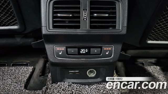 Audi Q5 (FY) 40 TDI Quattro Premium 2023 — фото 27