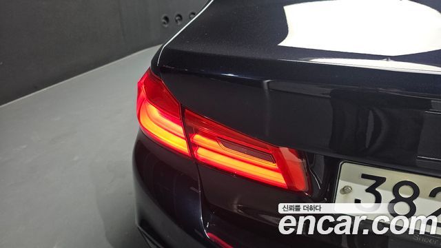 BMW 5 Series (G30) 520d M Sport Package Plus 2019 — фото 23