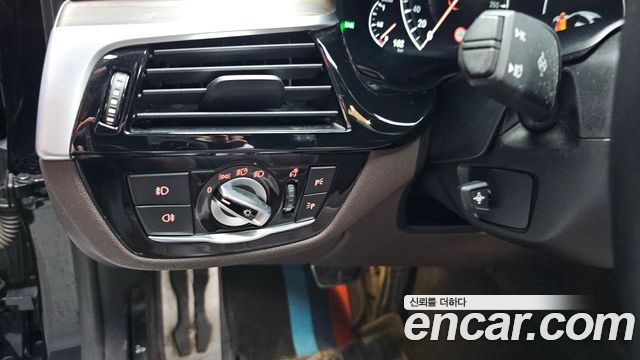 BMW 5 Series (G30) 520d M Sport Package Plus 2019 — фото 31