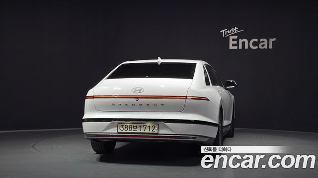 Hyundai Grandeur (GN7) 3.5 LPG 2WD (Taxi) Deluxe 2023 — фото 4