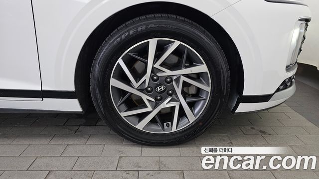 Hyundai Grandeur (GN7) 3.5 LPG 2WD (Taxi) Deluxe 2023 — фото 21