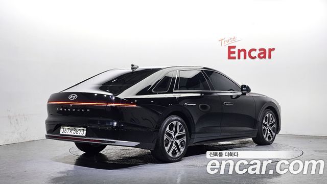 Hyundai Grandeur (GN7) 2,5 Gasoline 2WD Exclusive 2023 — фото 2