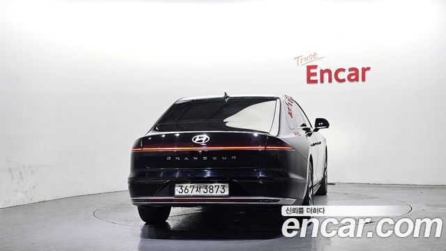 Hyundai Grandeur (GN7) 2,5 Gasoline 2WD Exclusive 2023 — фото 4