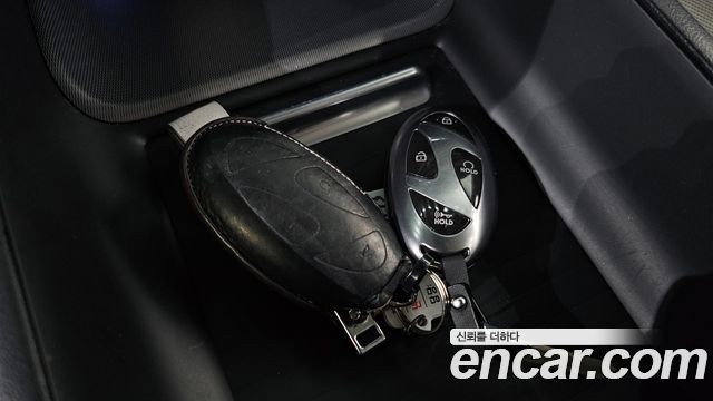 Hyundai Grandeur (GN7) 2,5 Gasoline 2WD Exclusive 2023 — фото 17