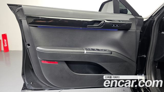 Hyundai Grandeur (GN7) 2,5 Gasoline 2WD Exclusive 2023 — фото 24