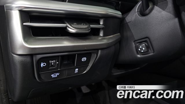 Hyundai Grandeur (GN7) 2,5 Gasoline 2WD Exclusive 2023 — фото 27