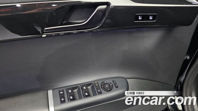 Hyundai Grandeur (GN7) 2,5 Gasoline 2WD Exclusive 2023 — фото 29