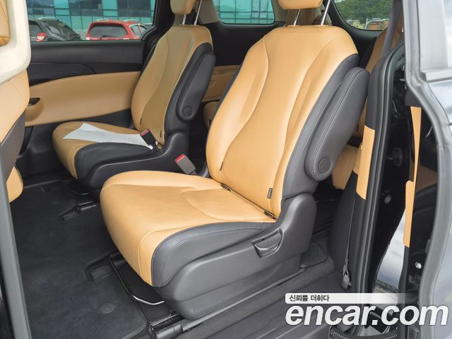 Kia Carnival (IV) Diesel 9-Seater Prestige 2023 — фото 19