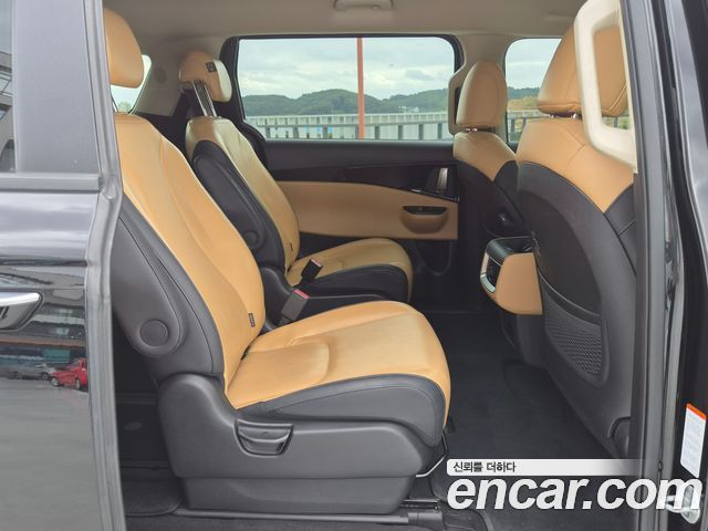 Kia Carnival (IV) Diesel 9-Seater Prestige 2023 — фото 21