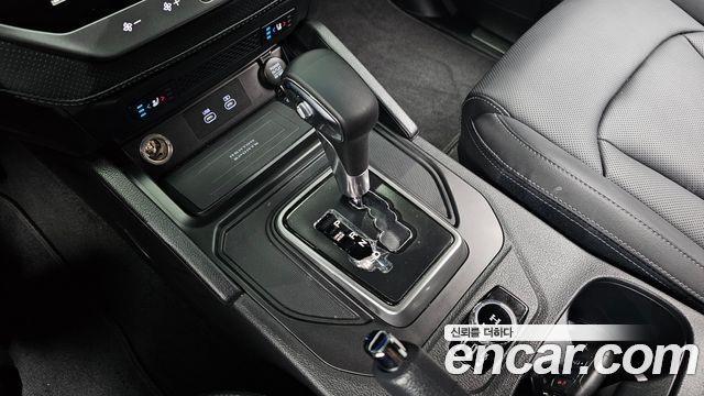 KG Mobility (SsangYong) Rexton Sports Khan Diesel 2.2 4WD Culman Noblesse 2024 — фото 9