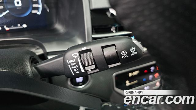 KG Mobility (SsangYong) Rexton Sports Khan Diesel 2.2 4WD Culman Noblesse 2024 — фото 18