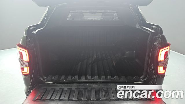 KG Mobility (SsangYong) Rexton Sports Khan Diesel 2.2 4WD Culman Noblesse 2024 — фото 20
