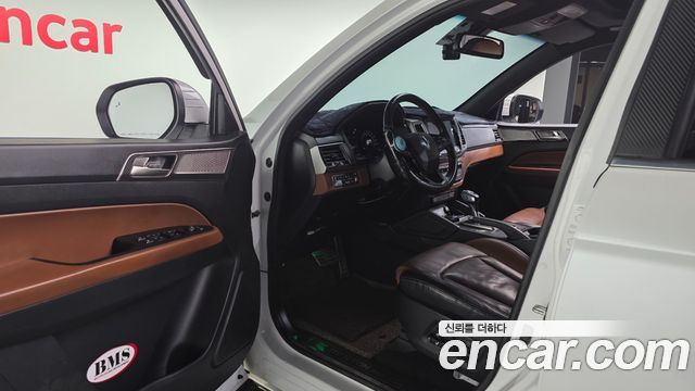 KG Mobility (SsangYong) Rexton Sports Khan Diesel 2.2 4WD Professional S (5-Link) 2019 — фото 10
