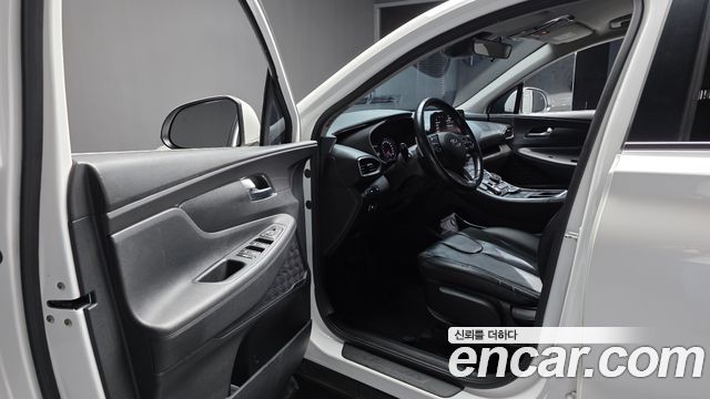 Hyundai Santa Fe Gasoline 2.5T 4WD Premium 2021 — фото 10