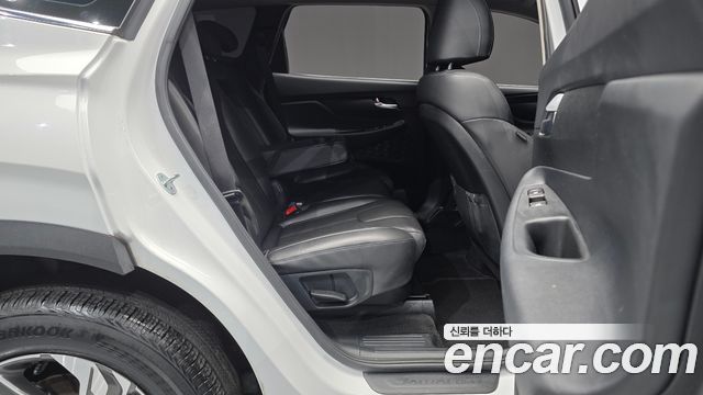 Hyundai Santa Fe Gasoline 2.5T 4WD Premium 2021 — фото 12