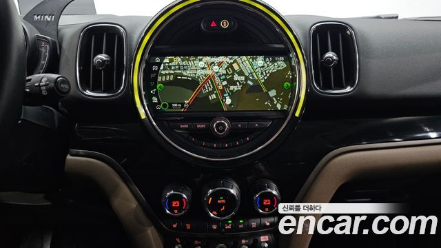 MINI Cooper Countryman HIGH 2nd 2019 — фото 14