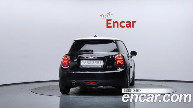 MINI Cooper Standard Third Generation 2020 — фото 4
