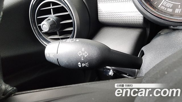 MINI Cooper Standard Third Generation 2020 — фото 19