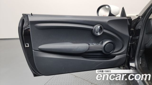 MINI Cooper Standard Third Generation 2020 — фото 24