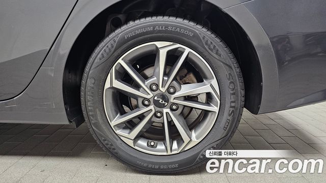 Kia K3 (II) 1.6 Prestige 2022 — фото 21