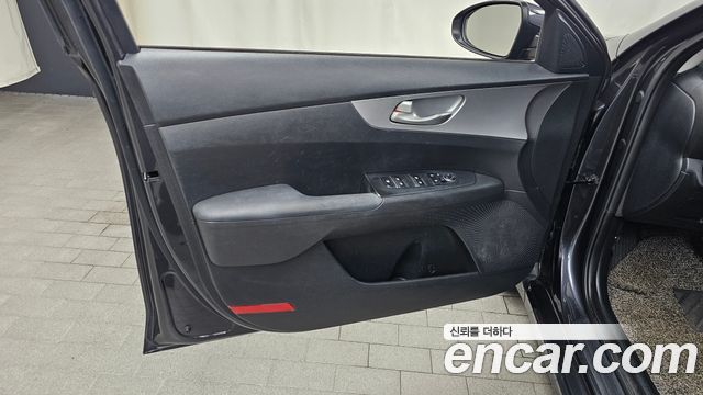 Kia K3 (II) 1.6 Prestige 2022 — фото 24