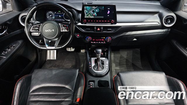 Kia K3 (II) 1.6 Turbo GT 5Door Signature 2022 — фото 7