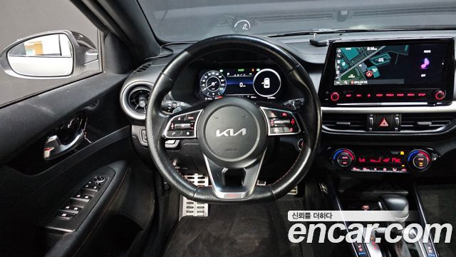 Kia K3 (II) 1.6 Turbo GT 5Door Signature 2022 — фото 13
