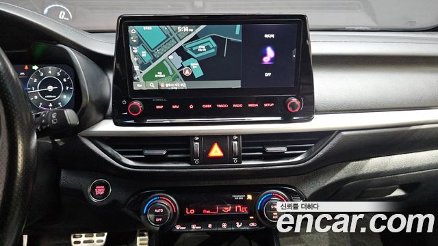 Kia K3 (II) 1.6 Turbo GT 5Door Signature 2022 — фото 14