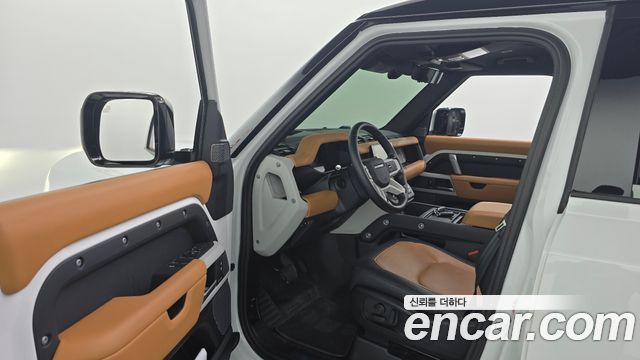 Land Rover Defender (L663) 110 D300 X-Dynamic HSE 2024 — фото 10