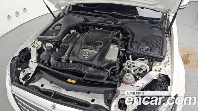 Mercedes-Benz E-Class (W213) E300e Exclusive 2019 — фото 6