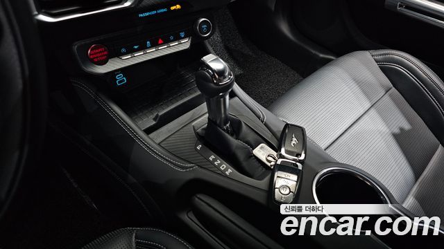 Ford Mustang (VII) 2.3 EcoBoost Premium Coupe 2024 — фото 9