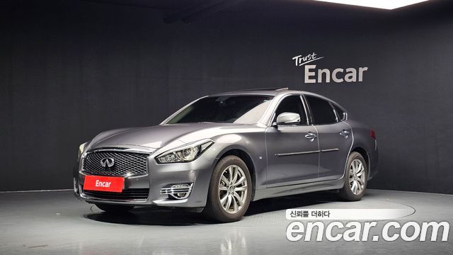 Infiniti Q70 3.7 Style
