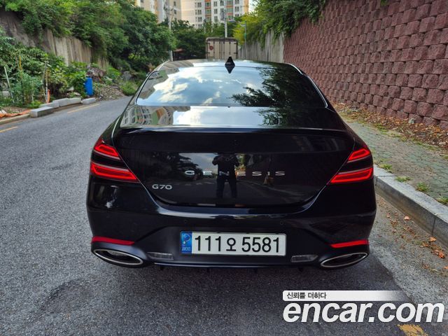 Genesis G70 Gasoline 3.3T 2WD 2022 — фото 4