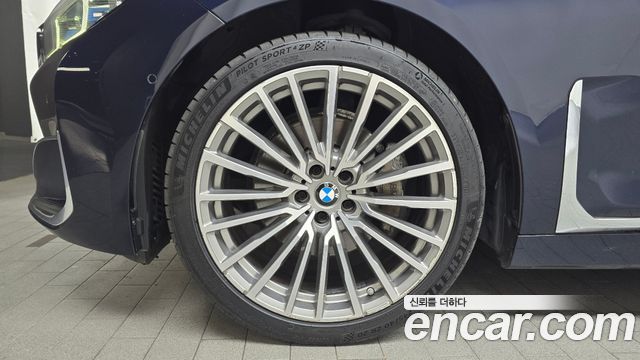 BMW 7 Series (G11) 730d xDrive Design Pure Excellence 2020 — фото 5