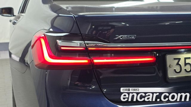 BMW 7 Series (G11) 730d xDrive Design Pure Excellence 2020 — фото 23