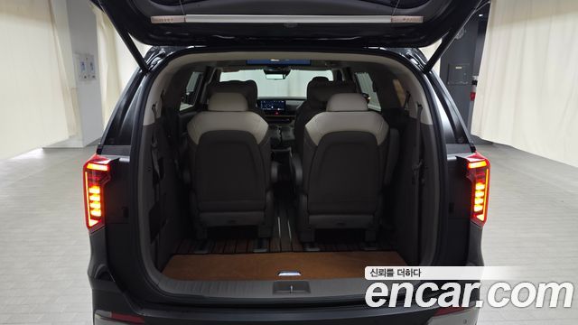 Kia Carnival (IV) Gasoline 9-Seater Hi Limousine Signature 2024 — фото 17