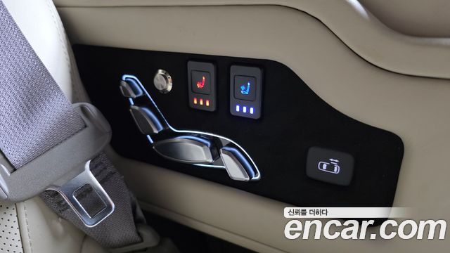 Kia Carnival (IV) Gasoline 9-Seater Hi Limousine Signature 2024 — фото 30
