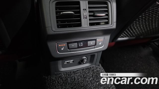 Audi SQ5 (FY) 3.0 TFSI Quattro 2022 — фото 18