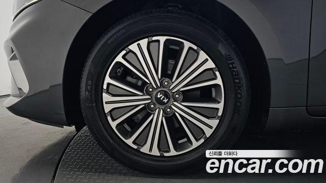 Kia K7 Premier Hybrid Prestige 2021 — фото 5