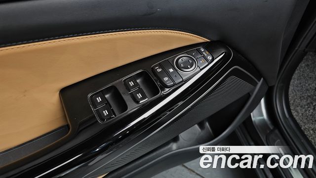 Kia K7 Premier Hybrid Prestige 2021 — фото 17