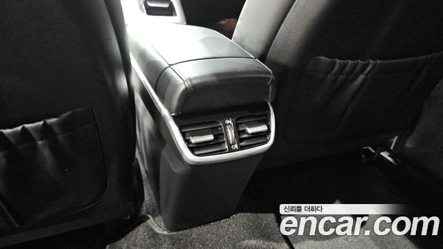 Hyundai Grandeur (IG) 2.5 Premium 2023 — фото 31