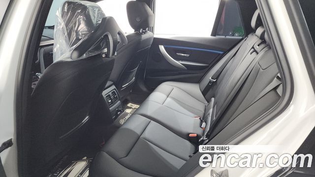 BMW 3 Series (F30) 320d Touring M Performence 2016 — фото 23