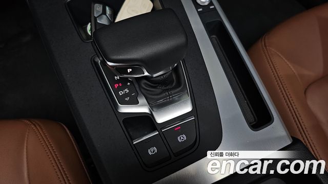 Audi Q5 (FY) 45 TFSI Quattro Sportback 2024 — фото 9