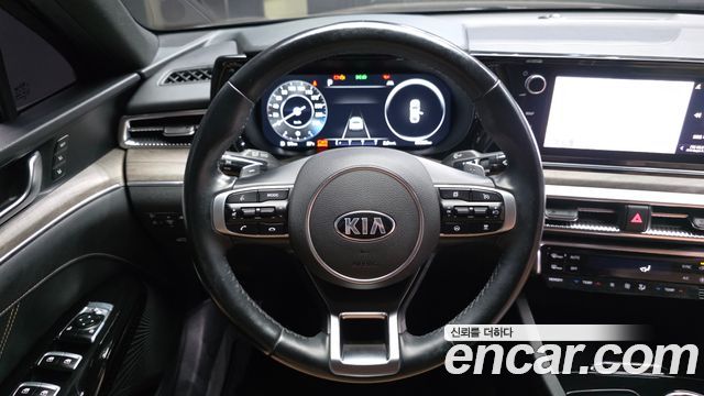 Kia K5 (III) 2.0 Signature 2021 — фото 13