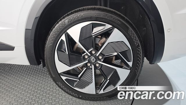 Renault Korea Grand Koleos 1.5 E-TECH Iconic 2WD 2025 — фото 21