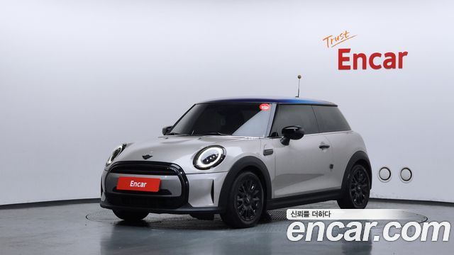 MINI Cooper Gen Z Edition 3rd 2022 — фото 1