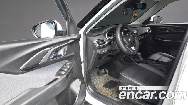 Chevrolet Trailblazer 1.3 Turbo 2WD LT 2022 — фото 10