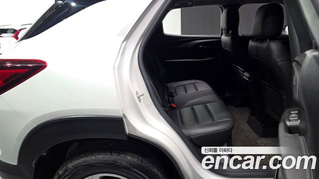 Chevrolet Trailblazer 1.3 Turbo 2WD LT 2022 — фото 11